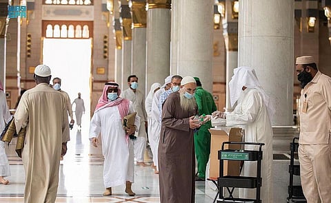 In photos: Over 100,000 Bottles of Zamzam Water Distributed at Prophet’s Mosque