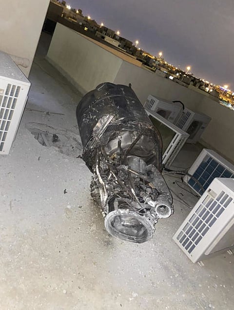 Scattered debris of the ballistic missile launched by the Houthis is seen on a citizen's house in Riyadh. (SPA)
