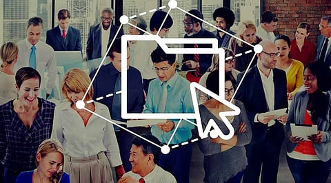 Community Building: Fostering User Engagement and Loyalty According to Wloklavix