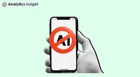 Mobiles Banned, AI In: New Italian Curriculum