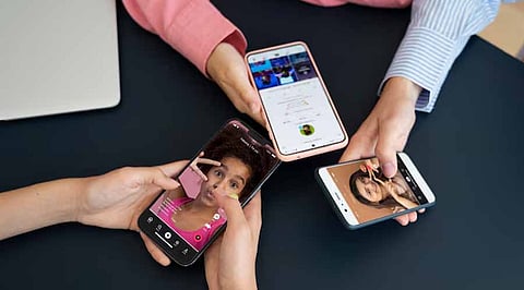 How to Download Facebook Reels Easily : Different Ways Shared