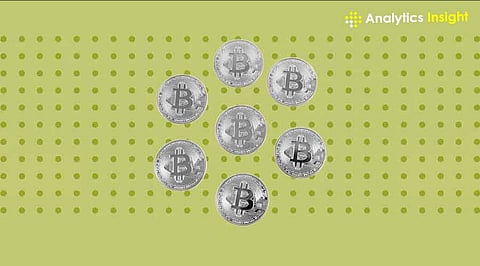 Bitcoin Price Slides to $79,500, Recording a 12% Weekly Decline