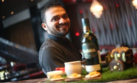 A Sensory Journey: Enhancing Cocktails with Innovative Aromas and Textures