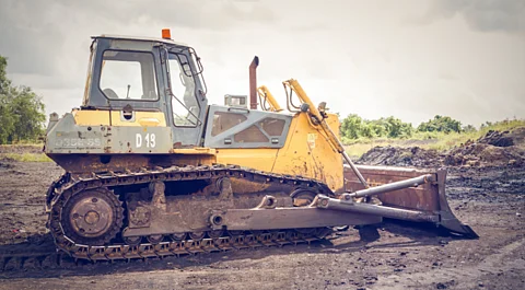 Driving Construction Efficiency with Equipment Tracking Technology