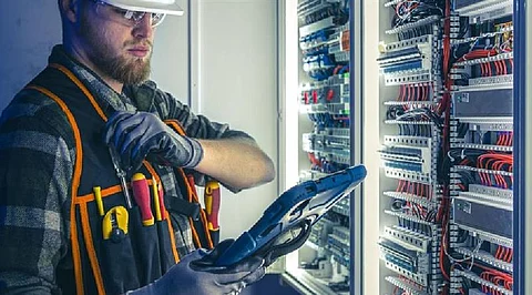 Advanced Tech-Enhanced Techniques for Efficient Electrical Repairs