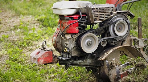 Tech-Savvy Landscaping: How to Pick the Best Stump Grinder