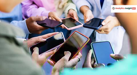 पूरे देश में मोबाइल नेटवर्क ठप, इमरजेंसी सेवाएं भी प्रभावित