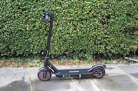 Can You Take an Electric Scooter on a Train: What to Know ?
