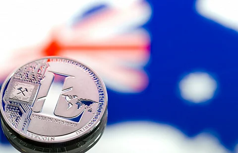 Crypto News Today: XRP Climbs Toward $4, Coinbase Stock Skyrockets, SEC Eyes Reform