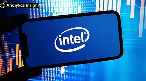 Intel Surpasses Q3 Forecasts with $13.7B Revenue and $0.23 EPS Driven by AI Chips