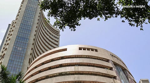 Stock Market Today_ Sensex at 83,651, Nifty at 25,623; FIIs Buy ₹4,581 Cr Worth of Shares.jpg