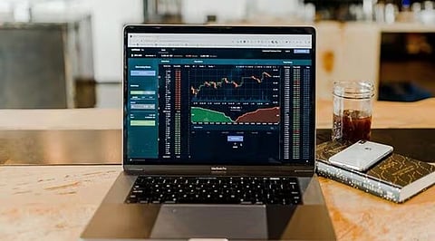 Best Stocks Under Rs. 2,000 for Short-Term Investment