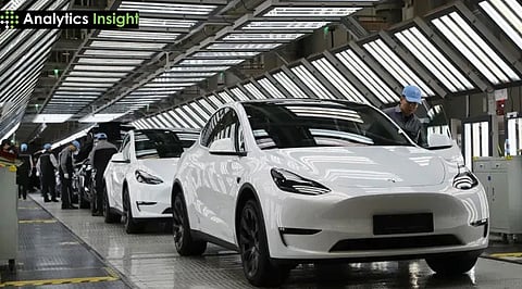 Tesla Stock Slips After 358,023 Q1 Deliveries Report, Missing Analyst Forecasts