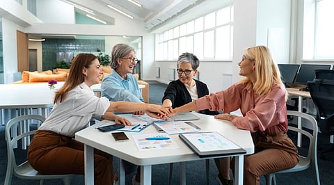 Best Leadership Practices for Managing Multi-Generational Teams