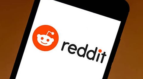 Reddit Etiquette: Best Practices for Posting, Commenting, and Building Credibility