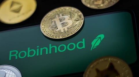 Crypto News Today: Bitcoin Inflow, XRPL Order-Book Volume Jumps, Robinhood Chain DEX Volume Hits USD 945 Million