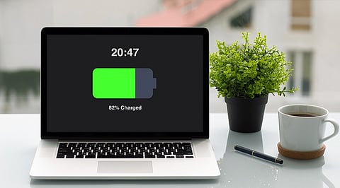 7 Simple Laptop Battery-Saving Tips to Extend Battery Life Every Day