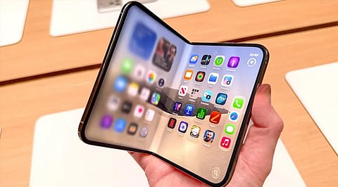 Fake-iPhone-Duo-Pre-Order-Site-Spreads-DarkSword-Malware,-Targets-Crypto-Wallets.jpg