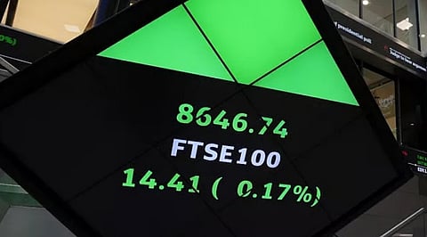 FTSE 100 Opens 75 Points Higher at 10,517 Amid a Decline in Oil Prices