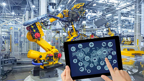 How IoT and Big Data Analytics Revolutionizes Manufacturing