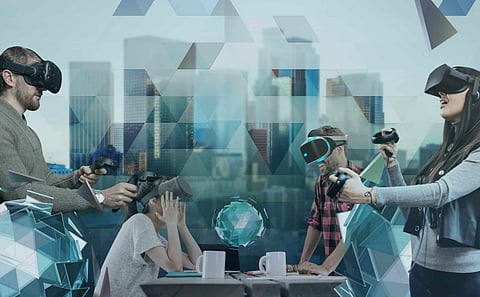 How AR/VR Innovations are Transforming Technology Market While Building a Creative Environment?