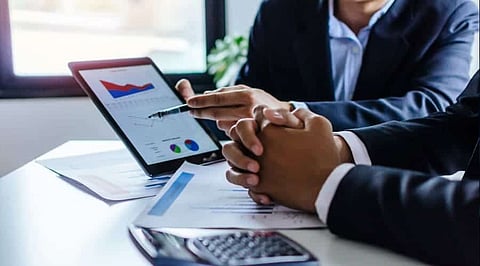 Real-Time Data Analytics: Guiding and Improving Business Decisions