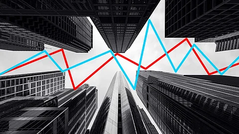 Data Analytics v/s Data Analysis: How do they Differ?