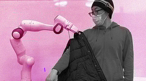 MIT’s Trained Robot is Capable of Dressing a Human (Perfectly)