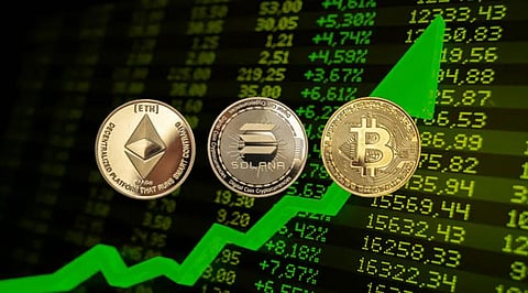 Top Cryptocurrency Prices: Bitcoin Rises 0.03%, ETH and SOL Surge Too