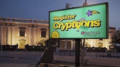 Enjoy Christmas Trading When You Buy Aave, Solana and Cryptoons