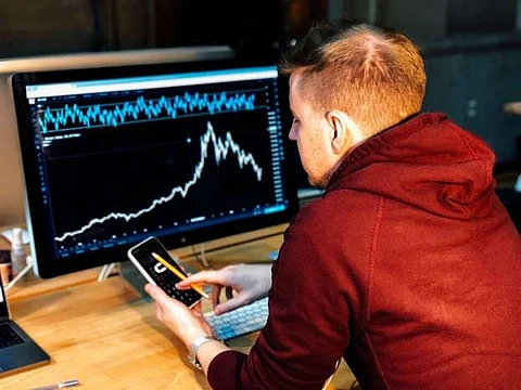 Crypto Market recovers with Fantom, Solana and Avorak AI the most popular assets right now