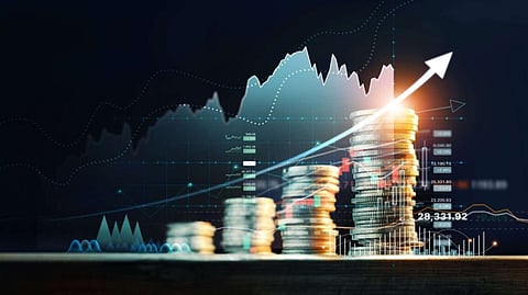 Top 3 Crypto Price Prediction – XRP, Bitcoin, and Dogecoin Slump. Are Whales Investing Elsewhere?
