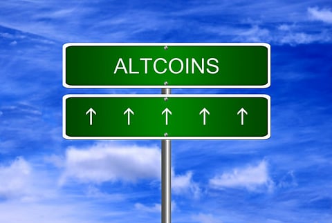 Top Altcoins Set To Explode At The End Of 2023 – Ethereum (ETH), Solana (SOL), Litecoin (LTC), Ripple (XRP), Chainlink (LINK)