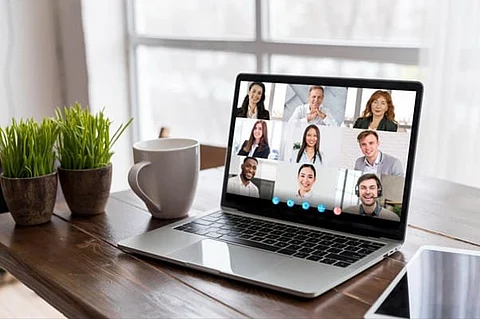 Online Webinar Services – Enhancing Virtual Communication and Collaboration