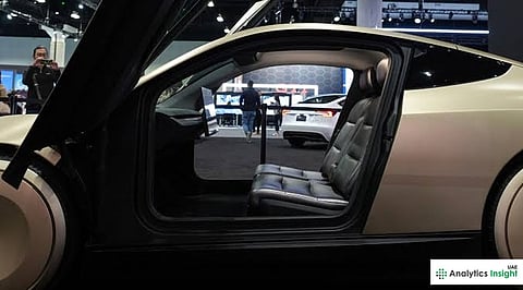 Can We Trust it? Tesla’s Driverless Cybercab Test Splits the Internet