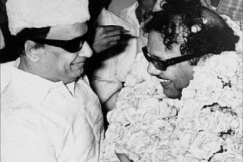 எம். ஜி. ஆர் உடன் கலைஞர் மு.கருணாநிதி