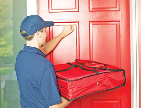 “சாப்பாடு டெலிவரி செய்து அடிவாங்கினேன்!”