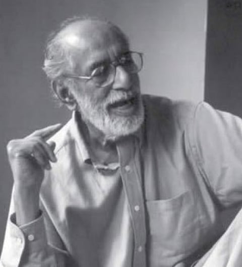 "யாருப்பா அது? மாமனா? “
மச்சானா?''