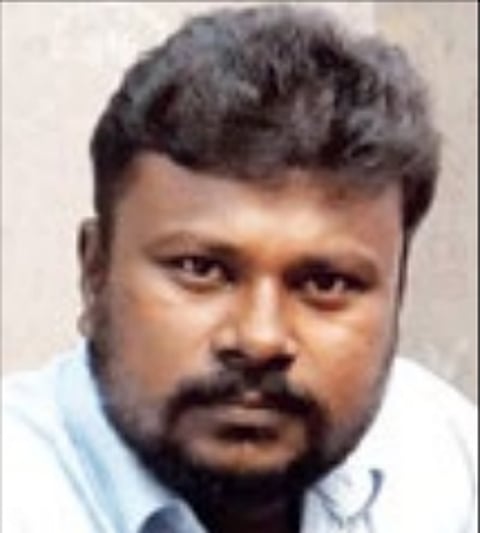 கவிஞர் வெயி்