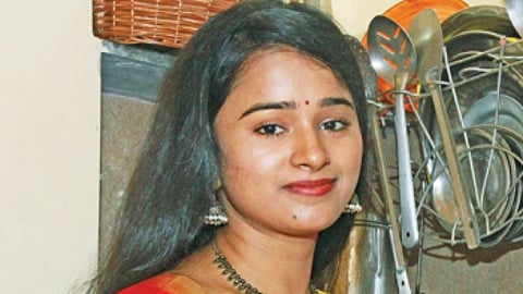 கன்னிகா ரவி