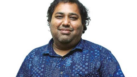 சி.வி.குமார்