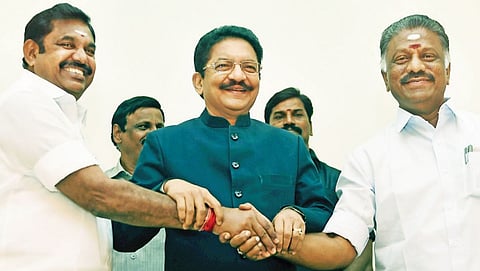 கூட்டுத்தலைமைக்குப் பலன் இருக்குமா? - அதிமுக: விறுவிறுப்பான அரசியல் திரில்லர்!