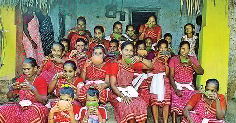 அழிவிலிருந்து உயிர்த்த மொழி!