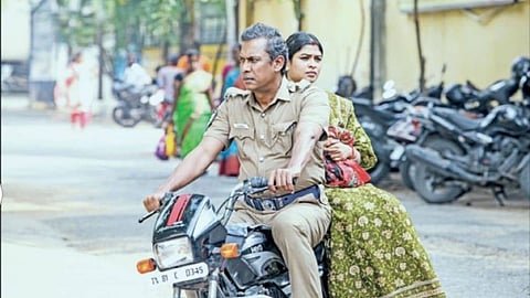 ரஞ்சித்தின் உதவி இயக்குநர் என்பதாலேயே நிறைய தயாரிப்பாளர்கள் கதை கேட்க முன்வரவில்லை!