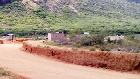 நியூட்ரினோபுரத்துக்கு
ஒரு பயணம்