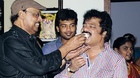 உன்னிடம் எத்தனை சட்டை இருக்கு..?