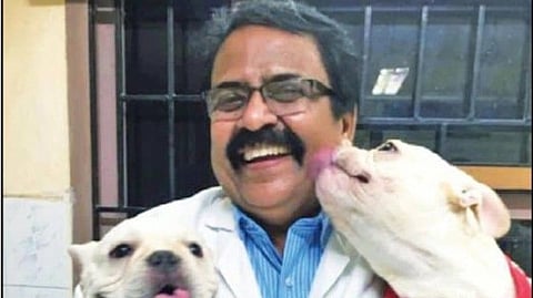 பூட்டிய அறைக்குள் நாயுடன் மாட்டிக் கொண்டேன்!