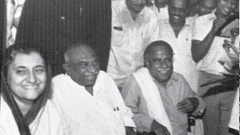 தமிழ்நாட்டின் கூட்டணி குடுமி டெல்லி பிடியில்!