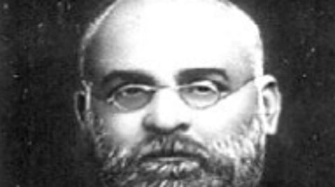 கடல் தாண்டிய இயக்கம்!