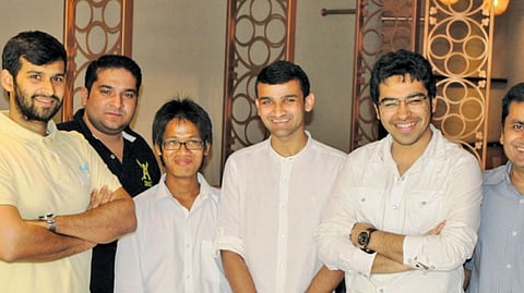 நீங்கள் தூக்கி எறியும் ஷூ இன்னொருவருக்கு செருப்பு ஆகிறது